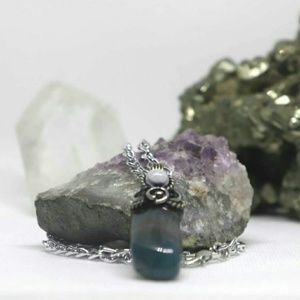 Light Blue Stone Traveler Pendant Chain Necklace